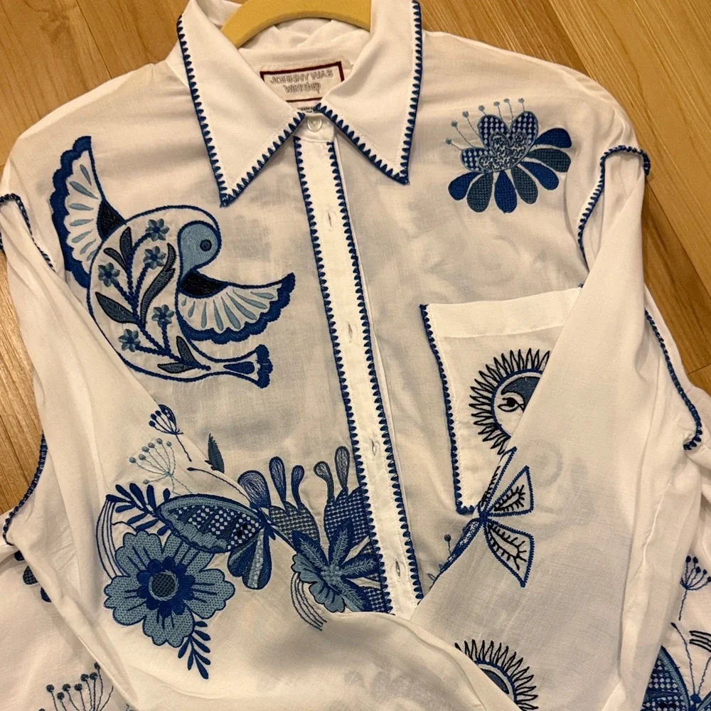 Johnny Was White Shirt with Blue Embroidery - Picture 8 of 15